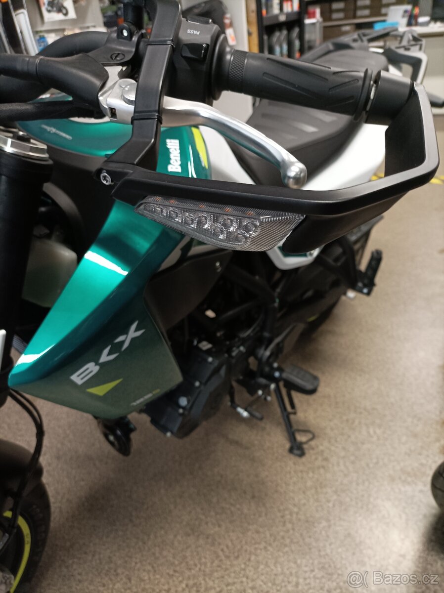Benelli BKX 125S - 10