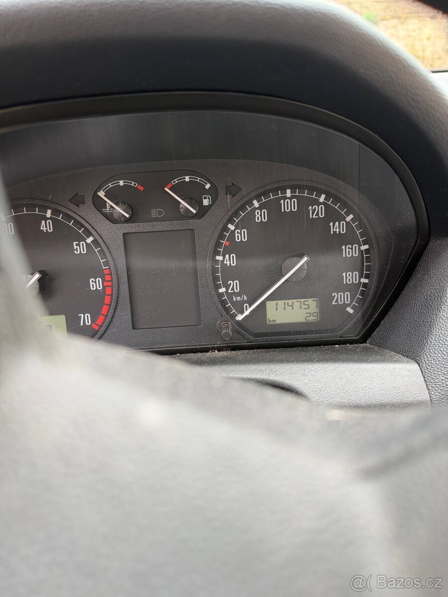 Skoda fabia 1.4 - 10