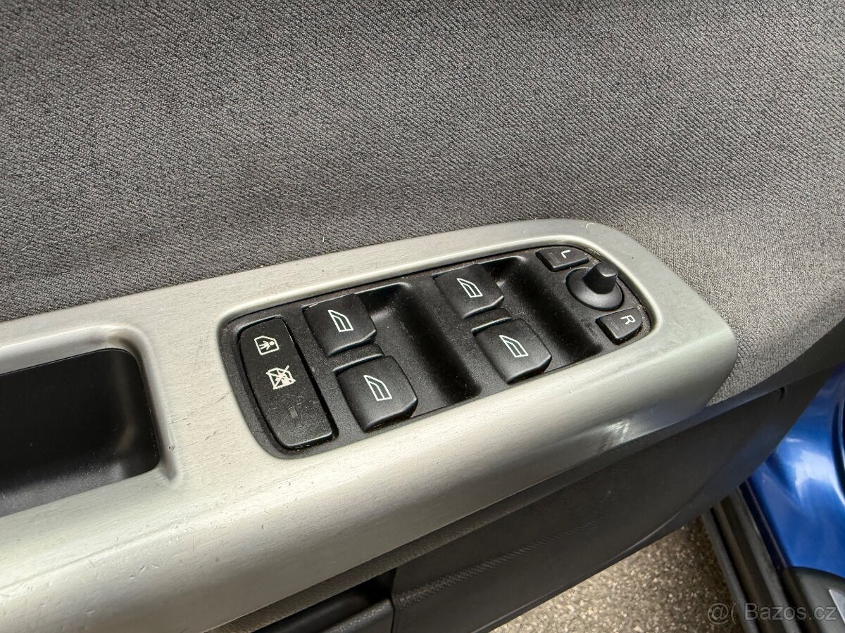 Volvo V50 1.6d 80kw 2005 nová STK 11/2027 - 10