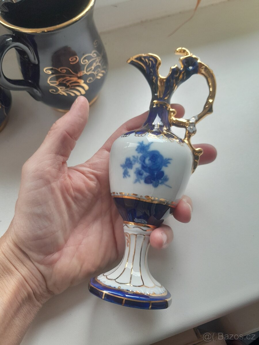 Sklo a porcelán - 10