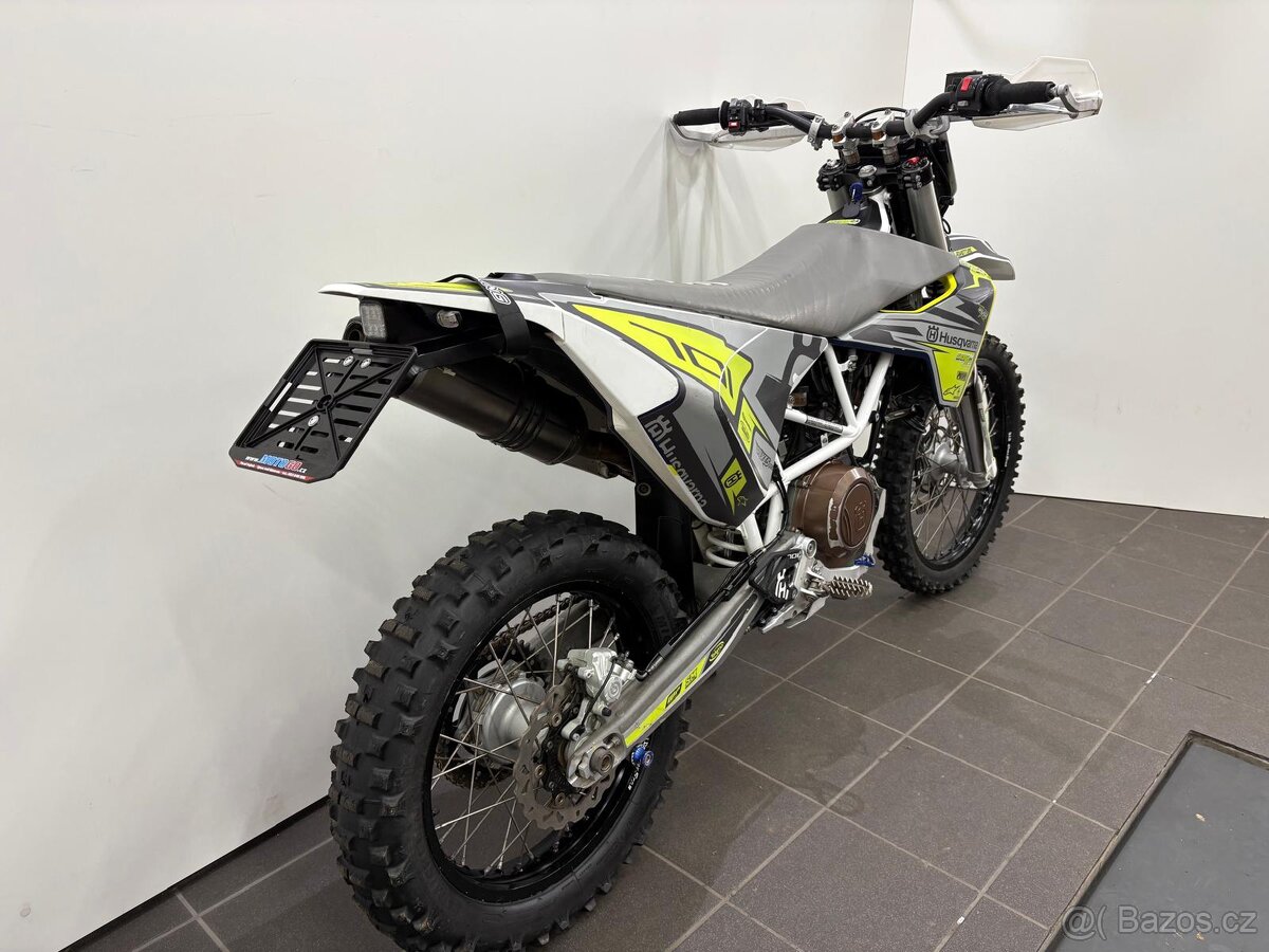 Husqvarna 701 Enduro - 10