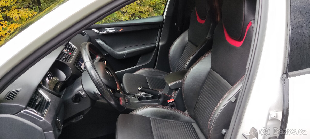 Také na splát.ky Škoda Octavia combi III RS 2.0TSI 162kW - 10