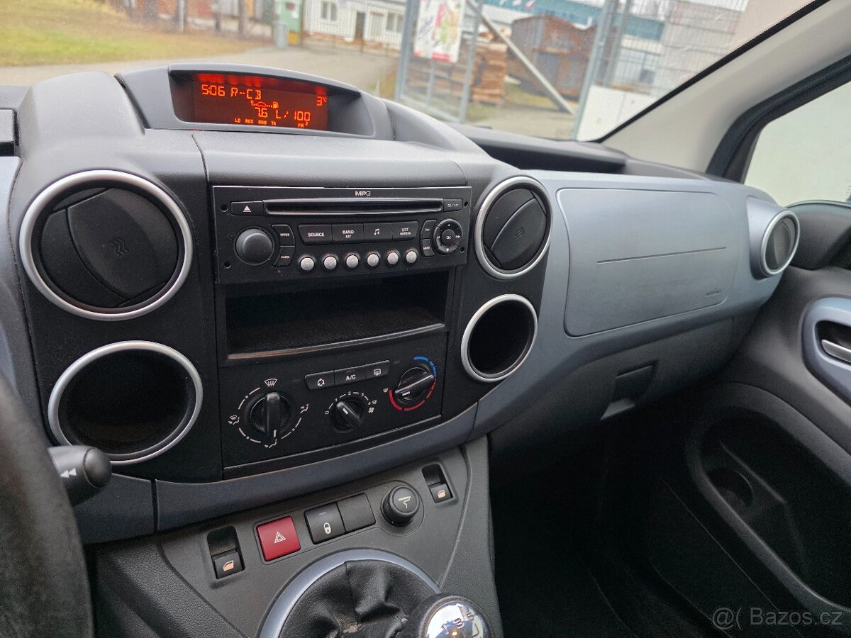 CITROEN BERLINGO MULTISPACE 1.6i 16V - 10