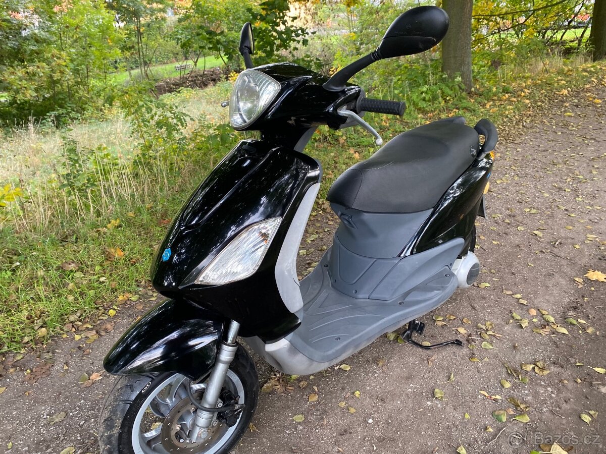 Piaggio Fly 125 - 10