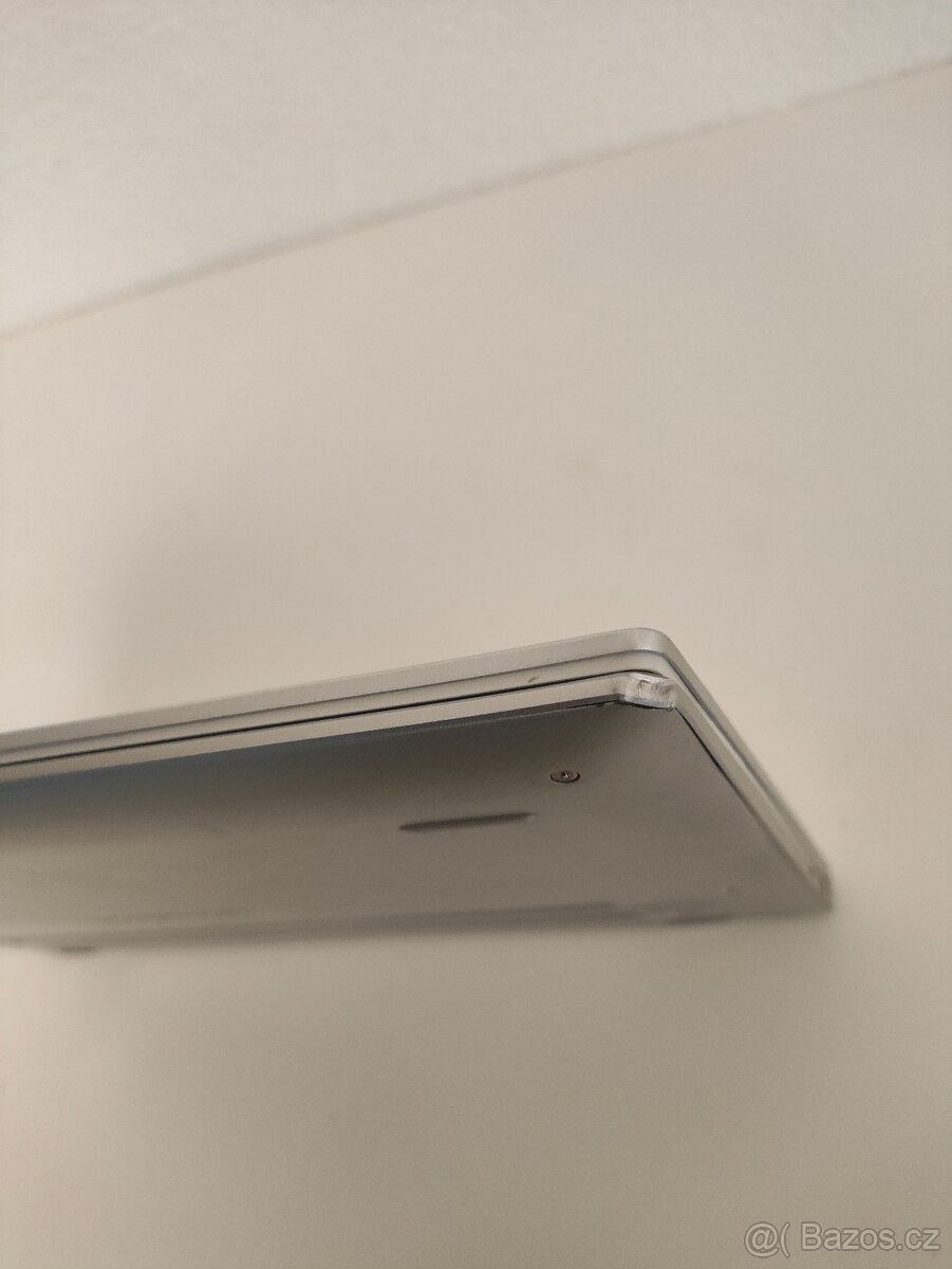 Dell Inspiron 7400 | i5 • 8GB • 256GB SSD - 10