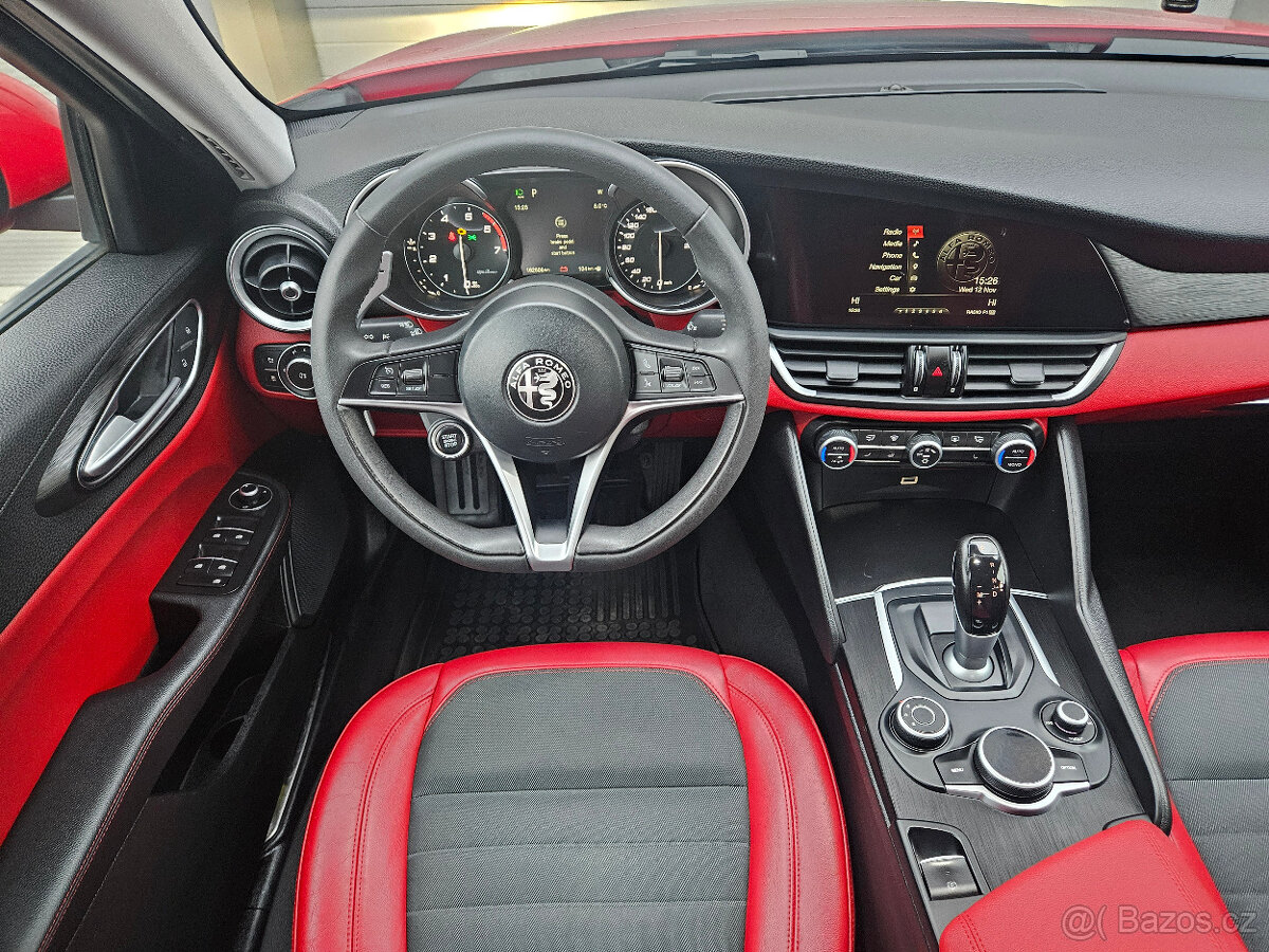 Alfa Romeo Giulia 2.0T 147 kW - 10