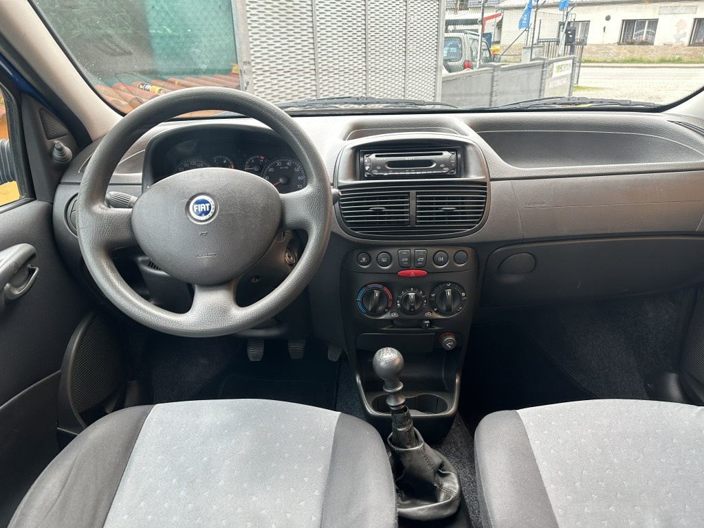 Fiat Punto 1.2i 44kW - 10