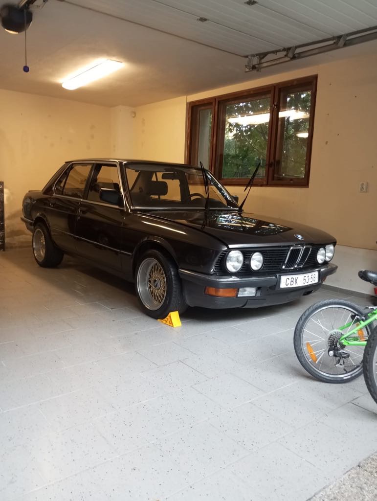 BMW e28 518i r.v. 1986 - 10