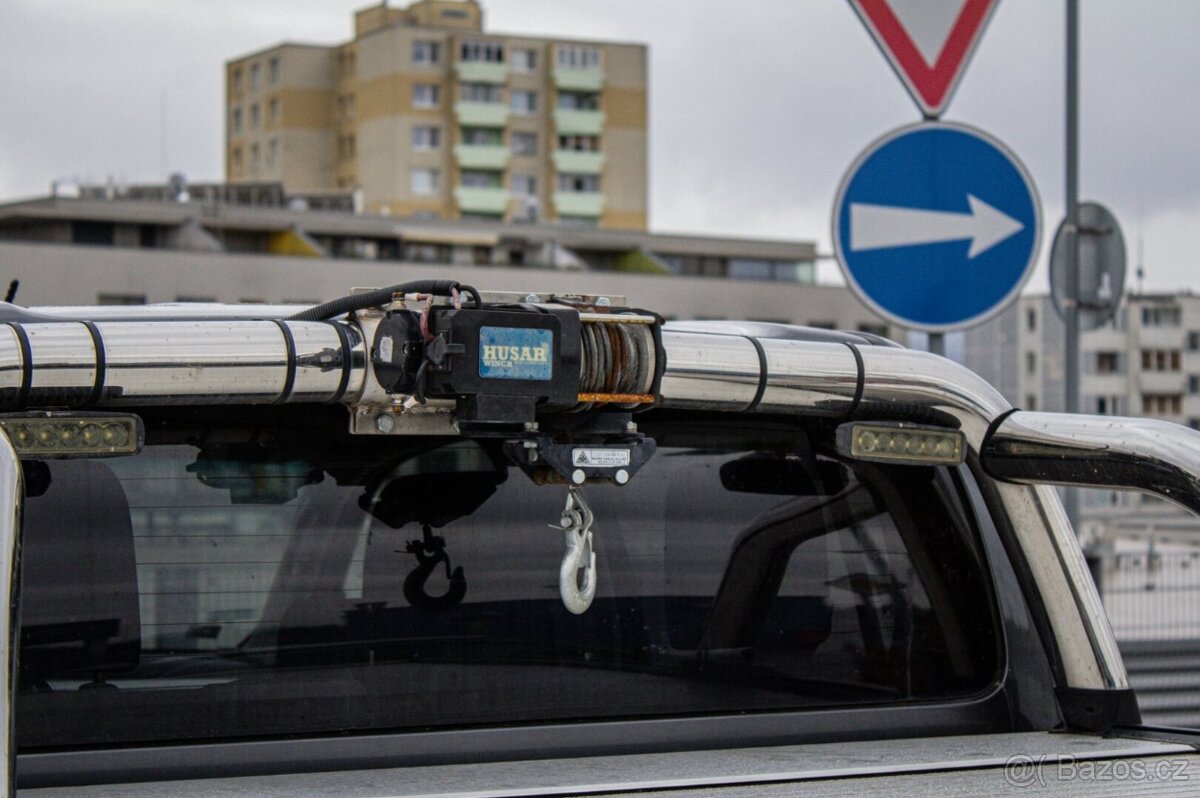 Toyota Hilux 2.4 D-4D Active A/T | 4x4 | - 10