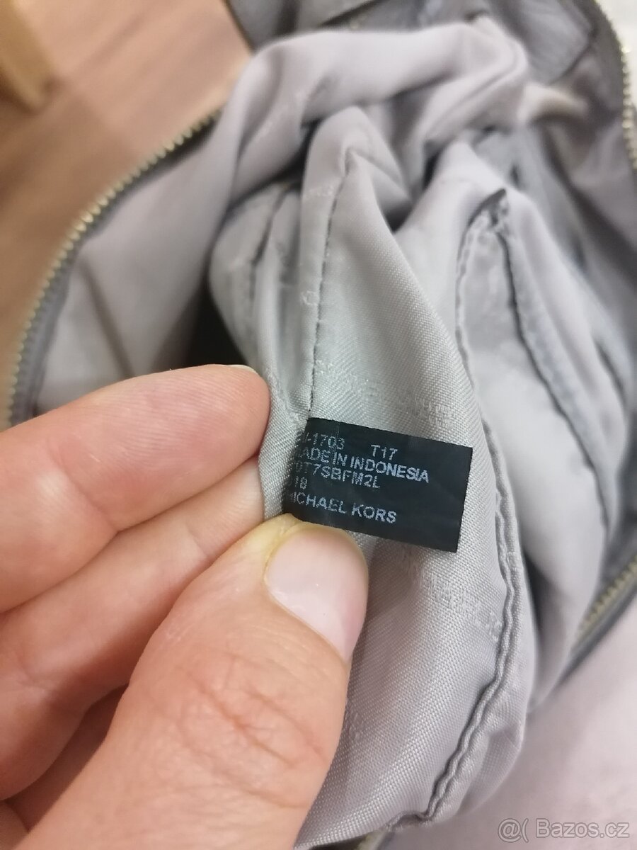 Kožená crossbody kabelka Michael Kors - 10