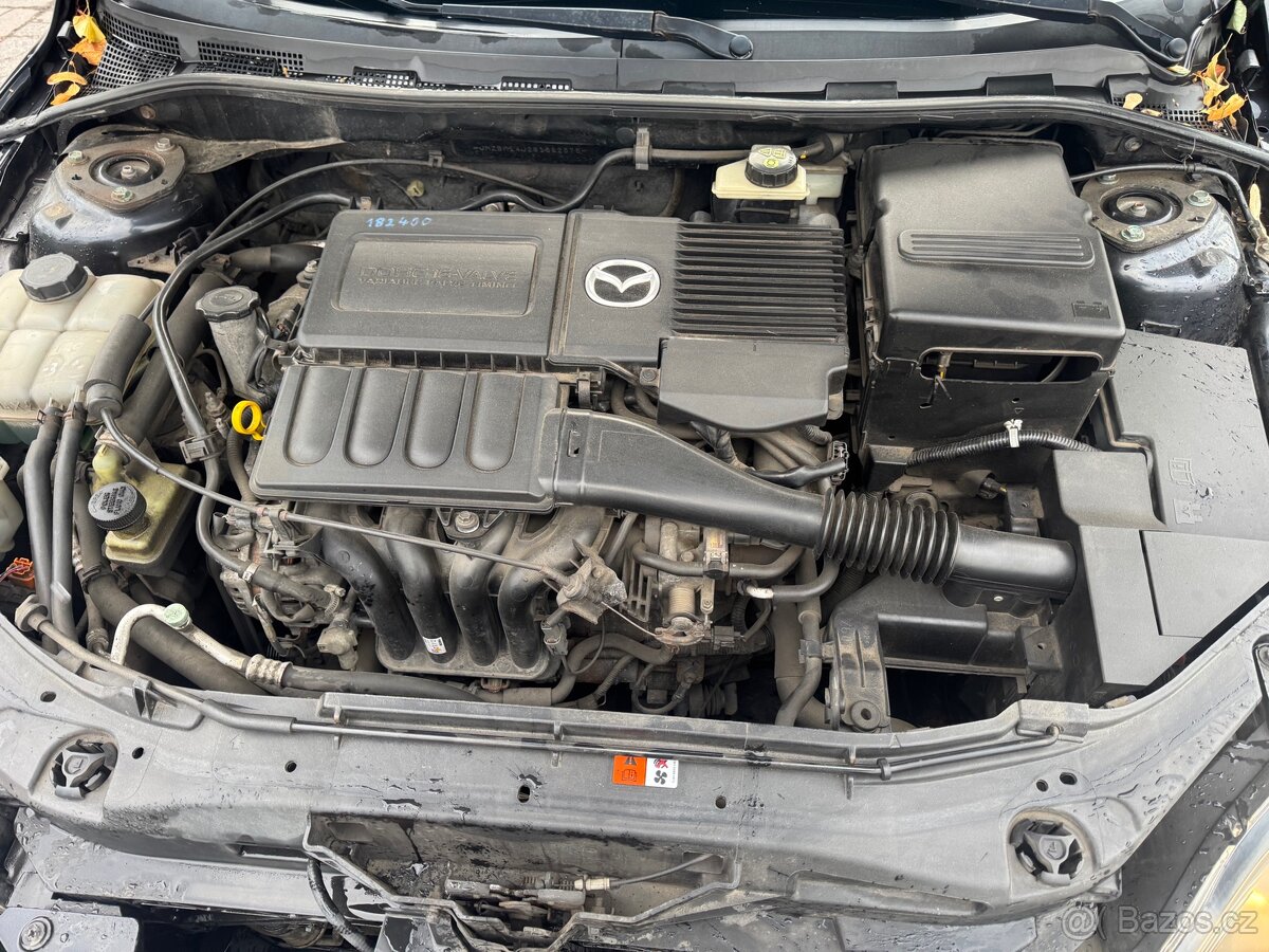 Mazda 3 2008 1.4 benzín - 10