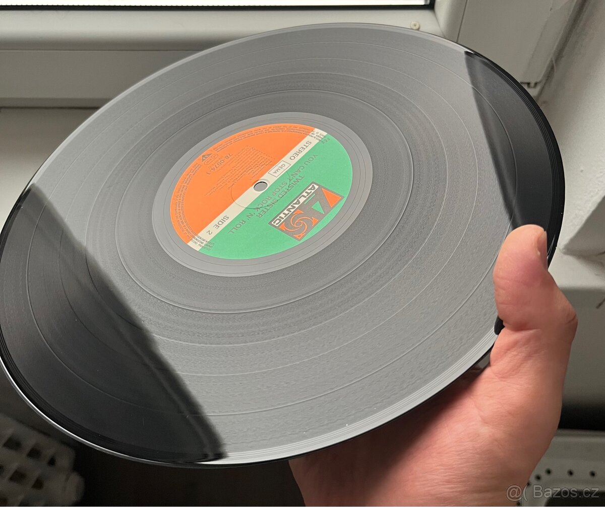 Twisted Sister – You Can't Stop Rock 'N' Roll - 10