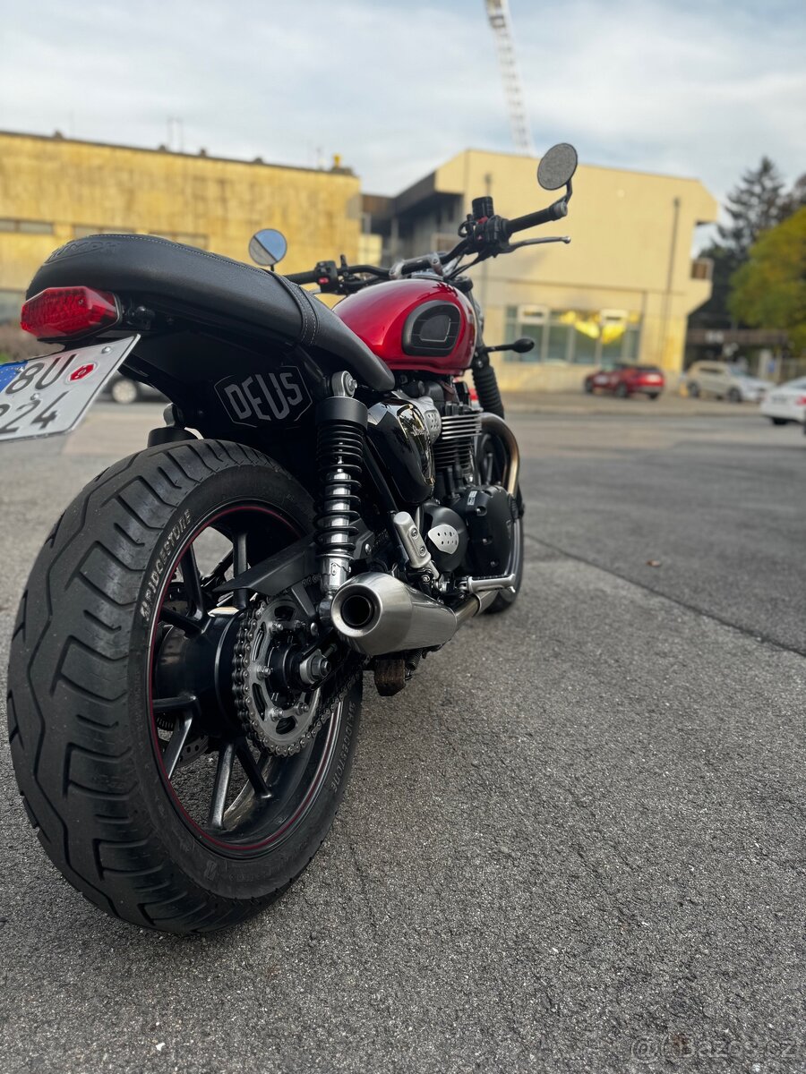 Triumph Street twin 900 - 10