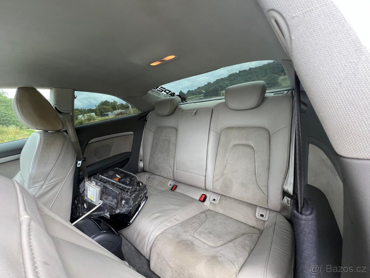 Audi A5 Coupe 2.0TFSI 155KW CDNC KCA LY9C r.v. 2009 - 10