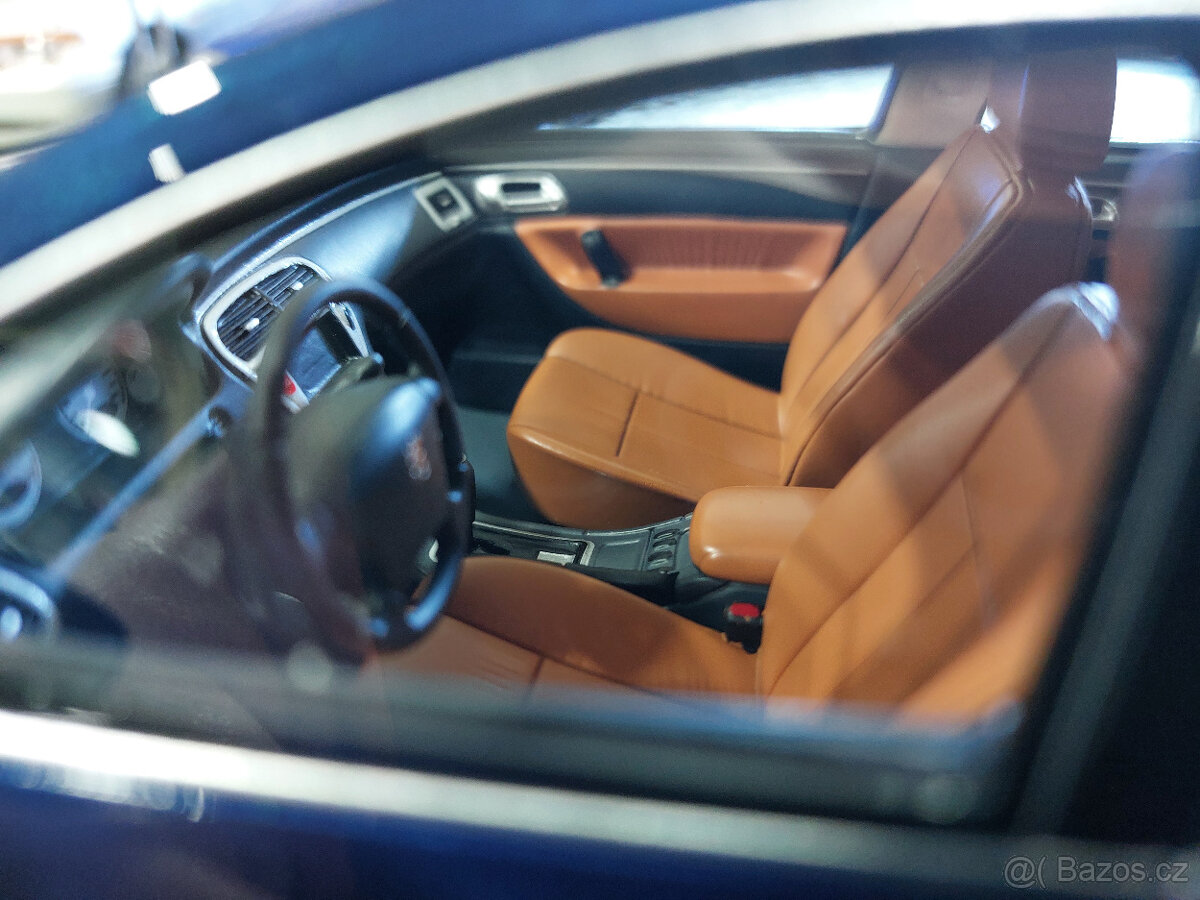 model auta Peugeot 607 Otto mobile 1:18 - 10