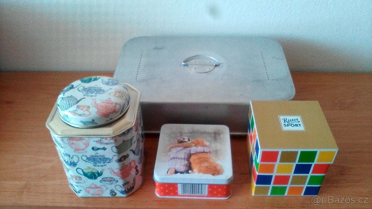 Vintage košíky-proutěné,plast,kov; krabičky,dózy-kov, plast - 10