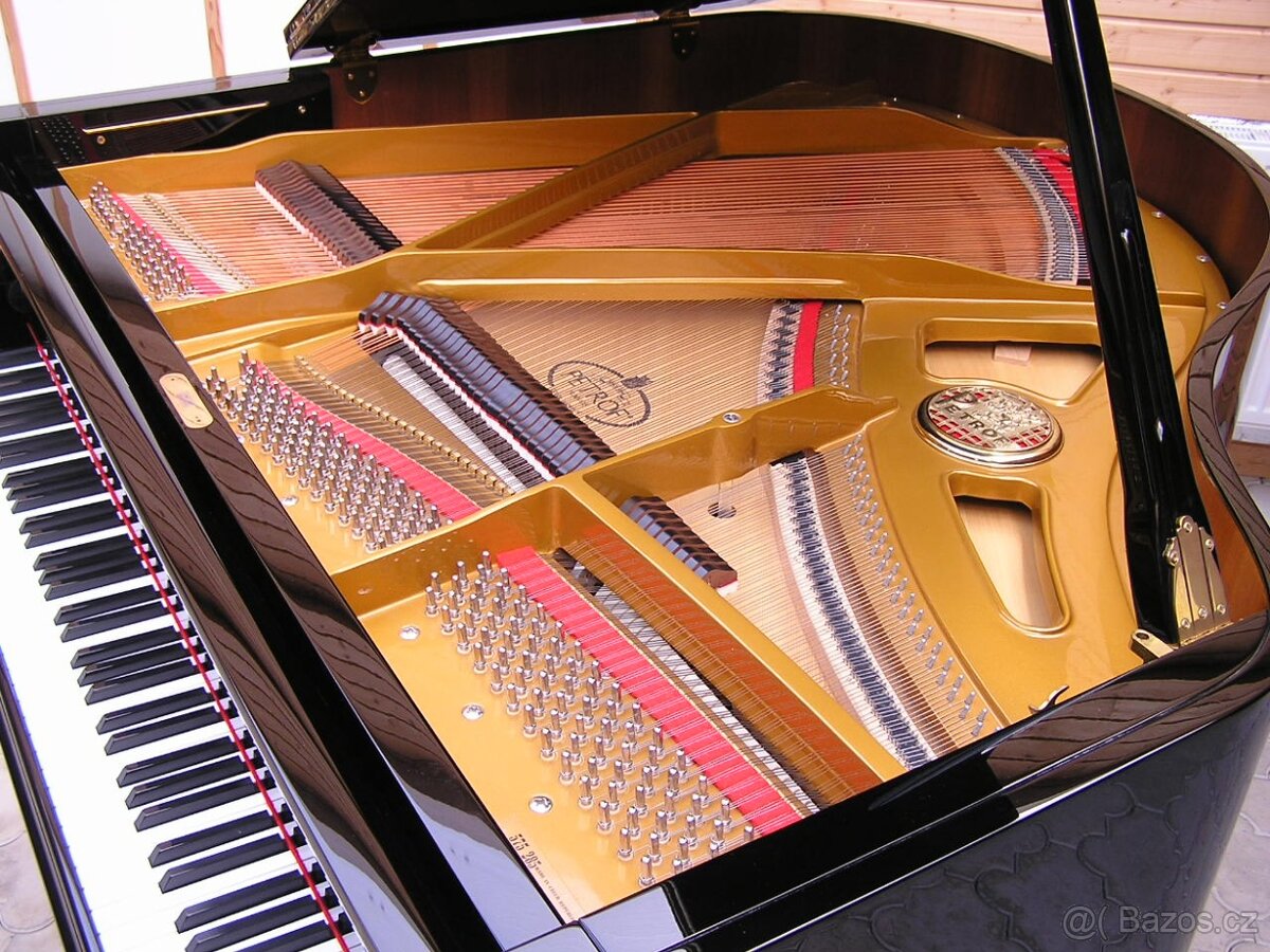 Prodám klavír Petrof mod.V - 10