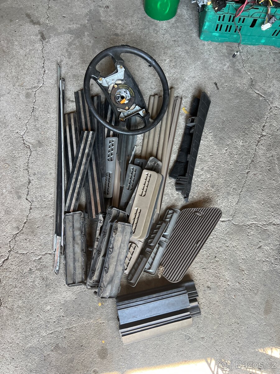 BMW E34 sedan/touring díly - 10