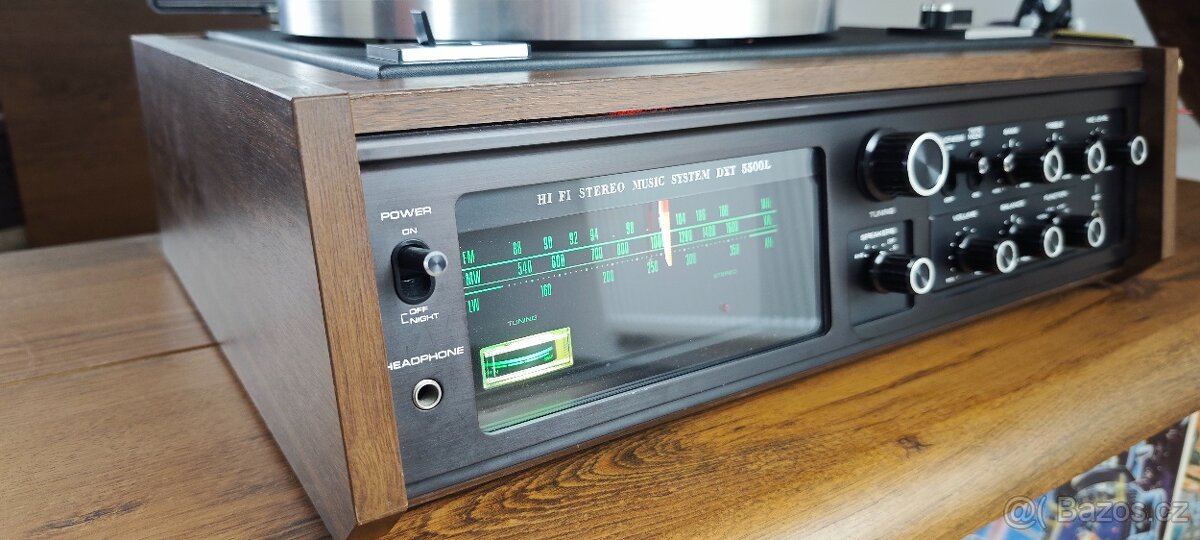 Raritní kombo SANYO DXT-5500L - 10