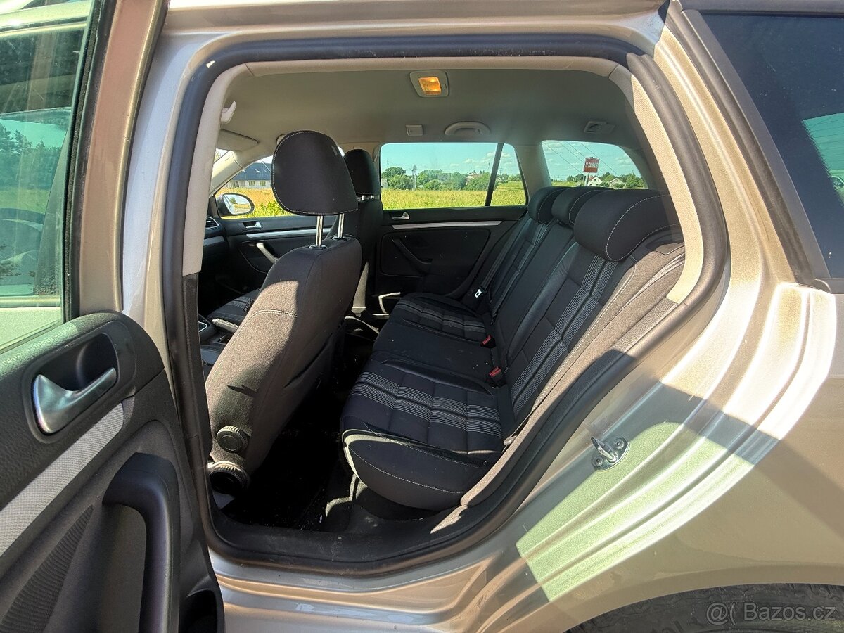 Volkswagen Golf Variant 1,6 TDi 77 kW 2012 - 10