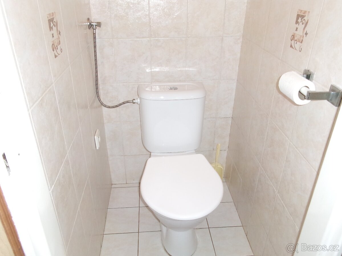 Rodinný dům 2+1, Staré Město - 10
