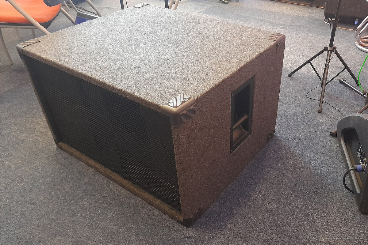 Subbasový reprobox 2000W - 10