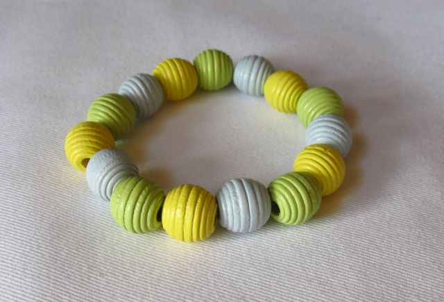 Barevné náramky z kuliček - 10