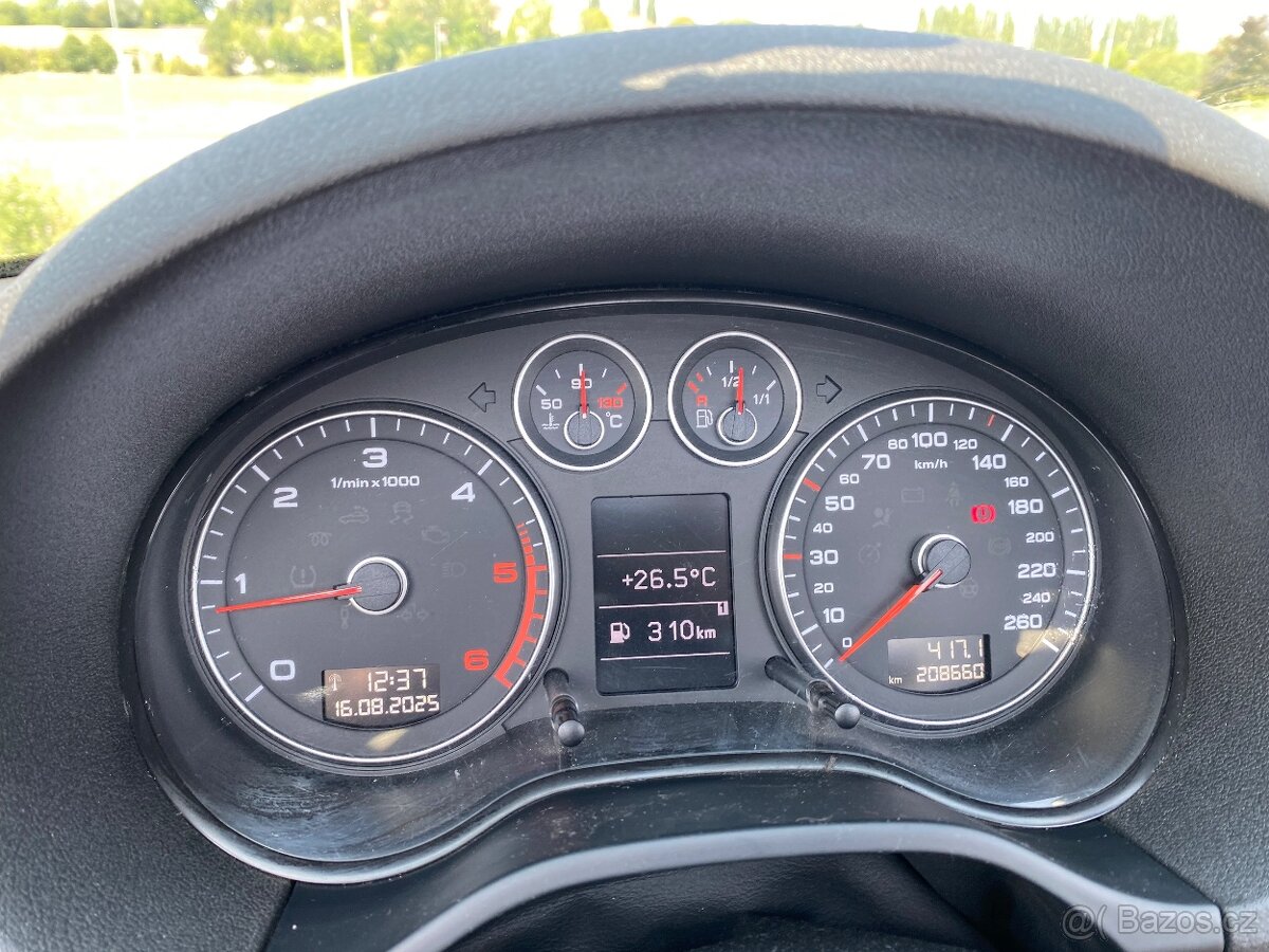 Audi a3 cabrio 2.0tdi S-line - 10