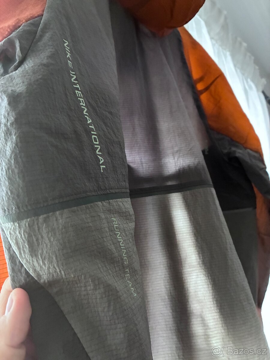 Nike sustakova bunda - 10