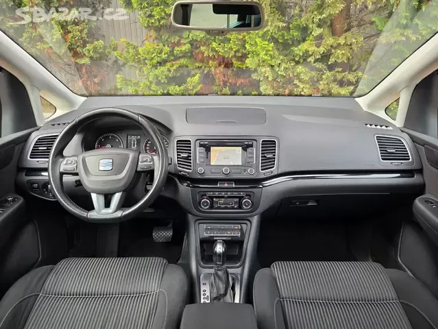 Alhambra 2.0TDI/125kW DSG,7.míst,xenon,tažné,kamera,navi - 10