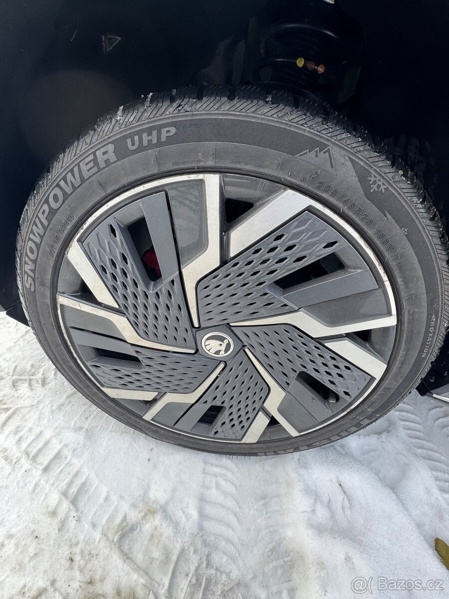 Pneu 235/45/20 235/45R20 zimni TOP - 10