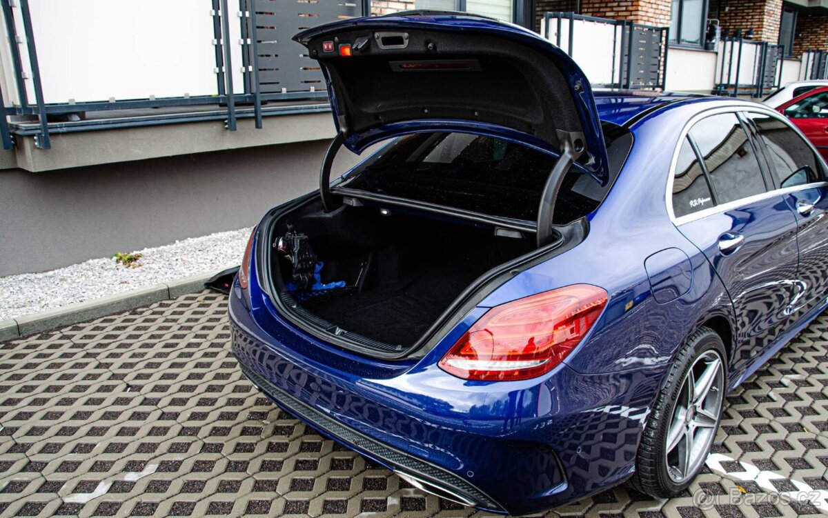 Mercedes-Benz C400 trieda Sedan 4matic A/T - 10