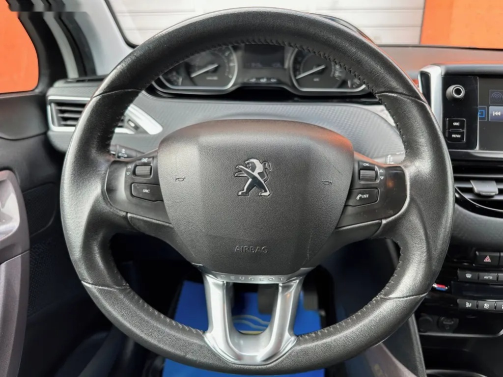 Peugeot 2008, 1.2 Puretech 60KW - 10