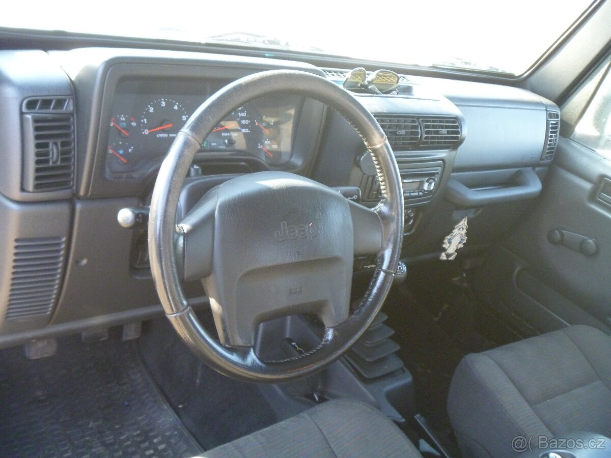 Jeep Wrangler 2.4i 105kW 4x4 HARDTOP - 10
