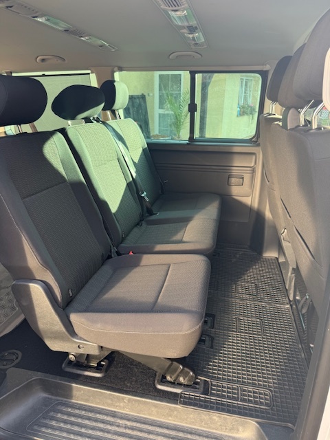 VW Caravelle 2.0 TDI DSG - 10