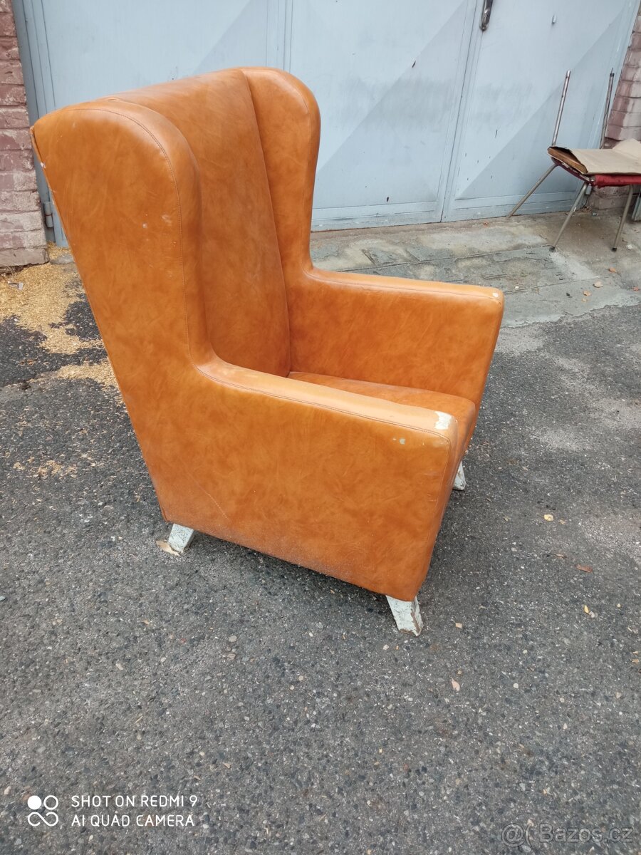 Křeslo koženkové - 10