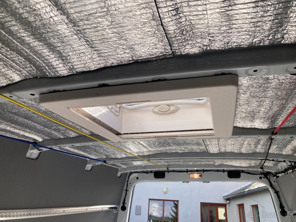 Mercedes Sprinter 319 CDi, 3,0 V6, 140 kw, DPH - 10