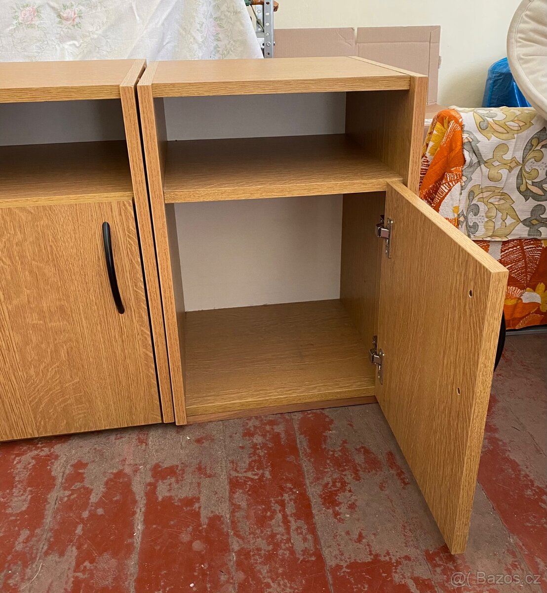 Skříňky- noční stolky - 10
