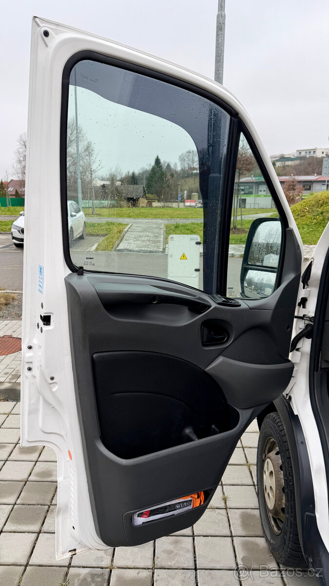 Iveco Daily 35S15 2,3HPIL2H2MěchyTažnéDPH - 10