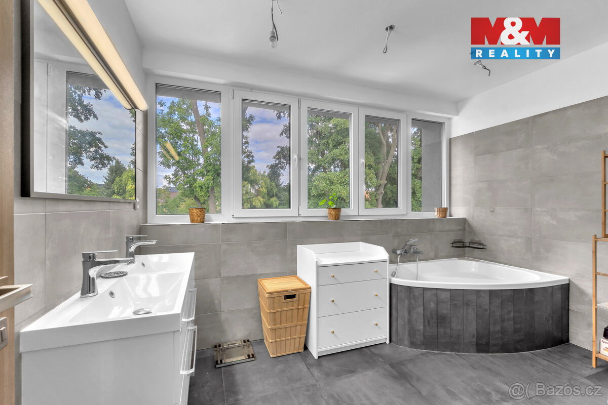 Prodej rodinného domu, 122 m², Vykáň - 10