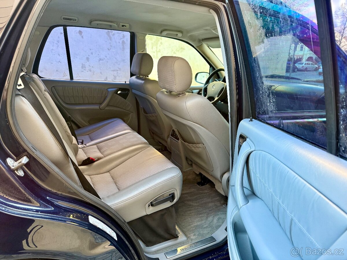 Mercedes Benz ML 270CDi Special Edition 1.Maj Serviska - 10