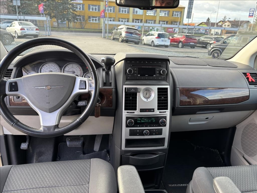 Chrysler Grand Voyager 2,8CRD Touring,02/2011 - 10