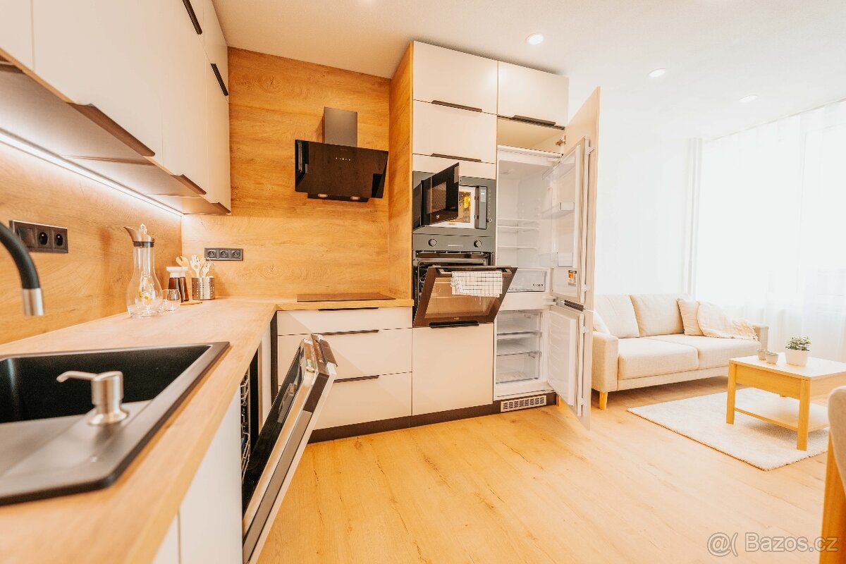 BYT 3+KK po KOMPLET REKO | 68 m2 | Plzeň - Bory - 10