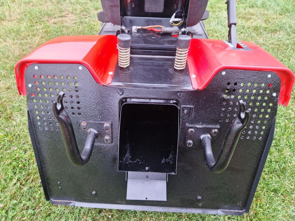 Zahradní traktor, traktůrek AGS/SECO 16HP 2V Vanguard - 10