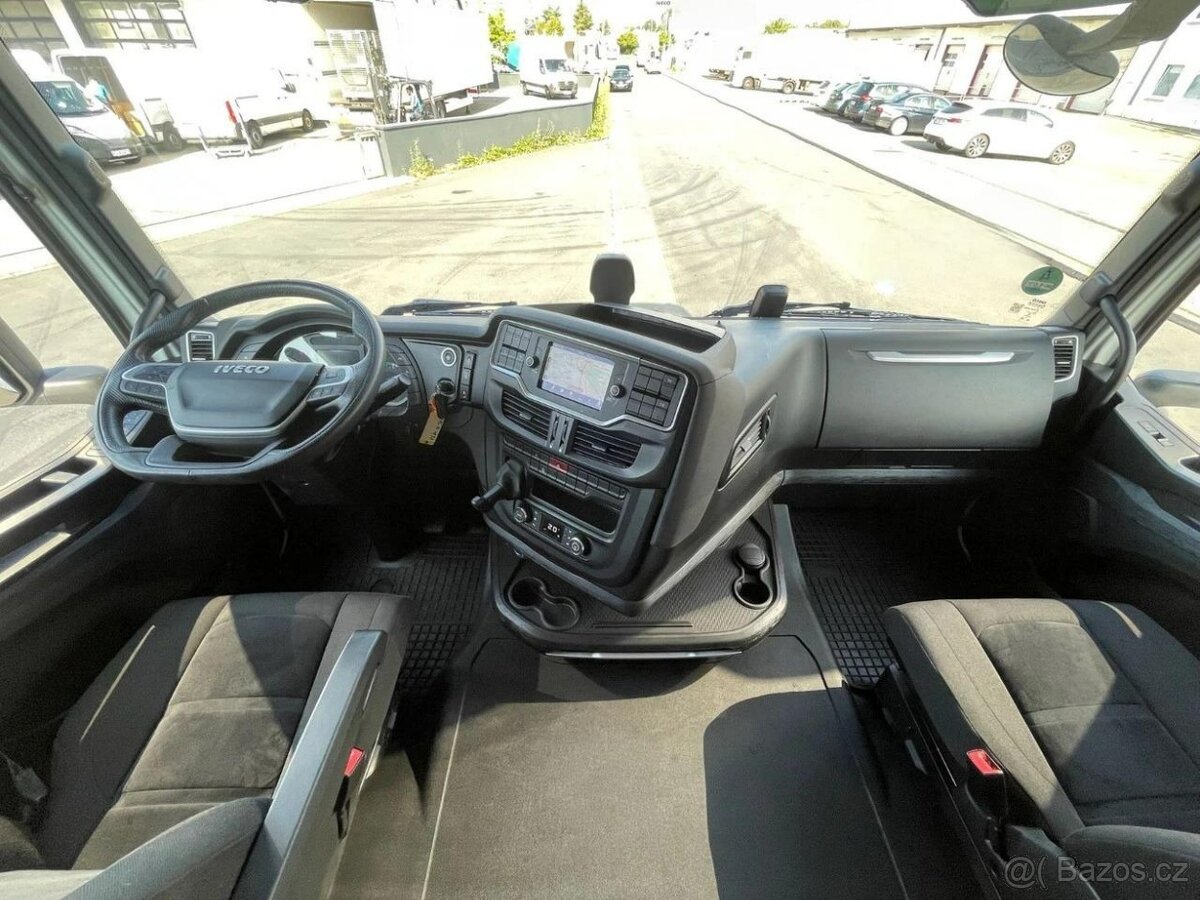 Iveco S-WAY 490 4x2 / Retarder / Jen 53tkm - 10