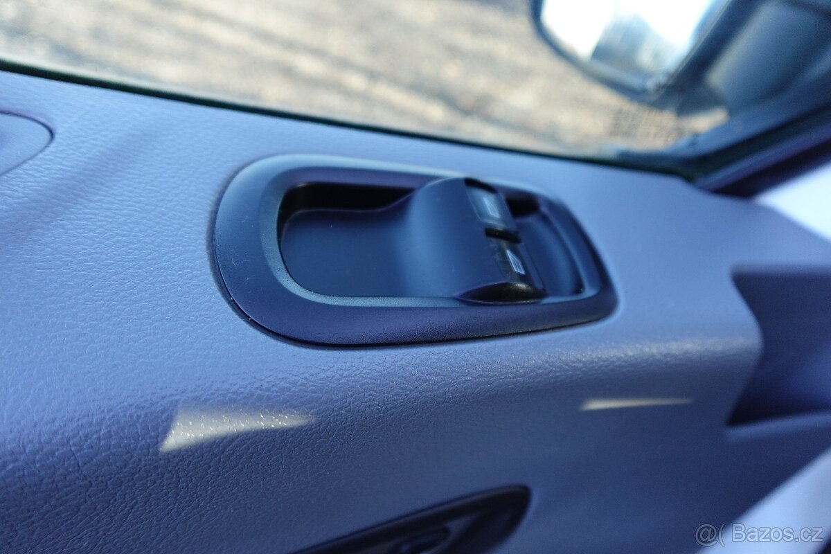 FORD TRANSIT L4 JUMBO 7 MÍST 2.2TDCI KLIMA - 10