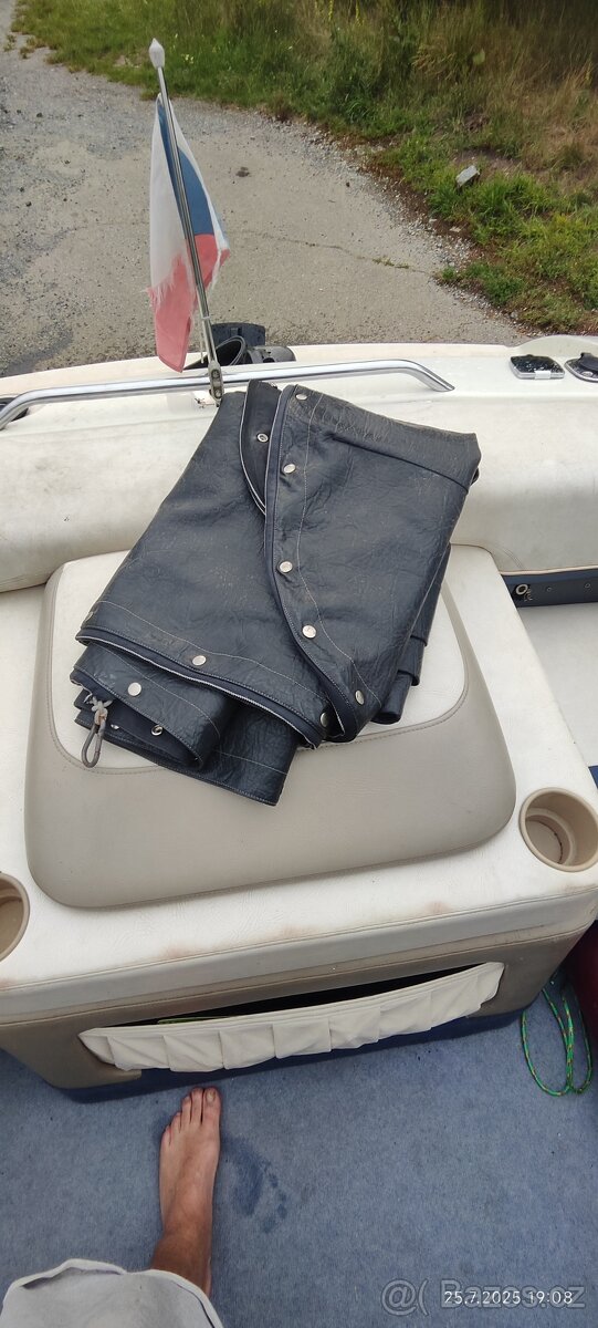 Bayliner 2052 LS - 10