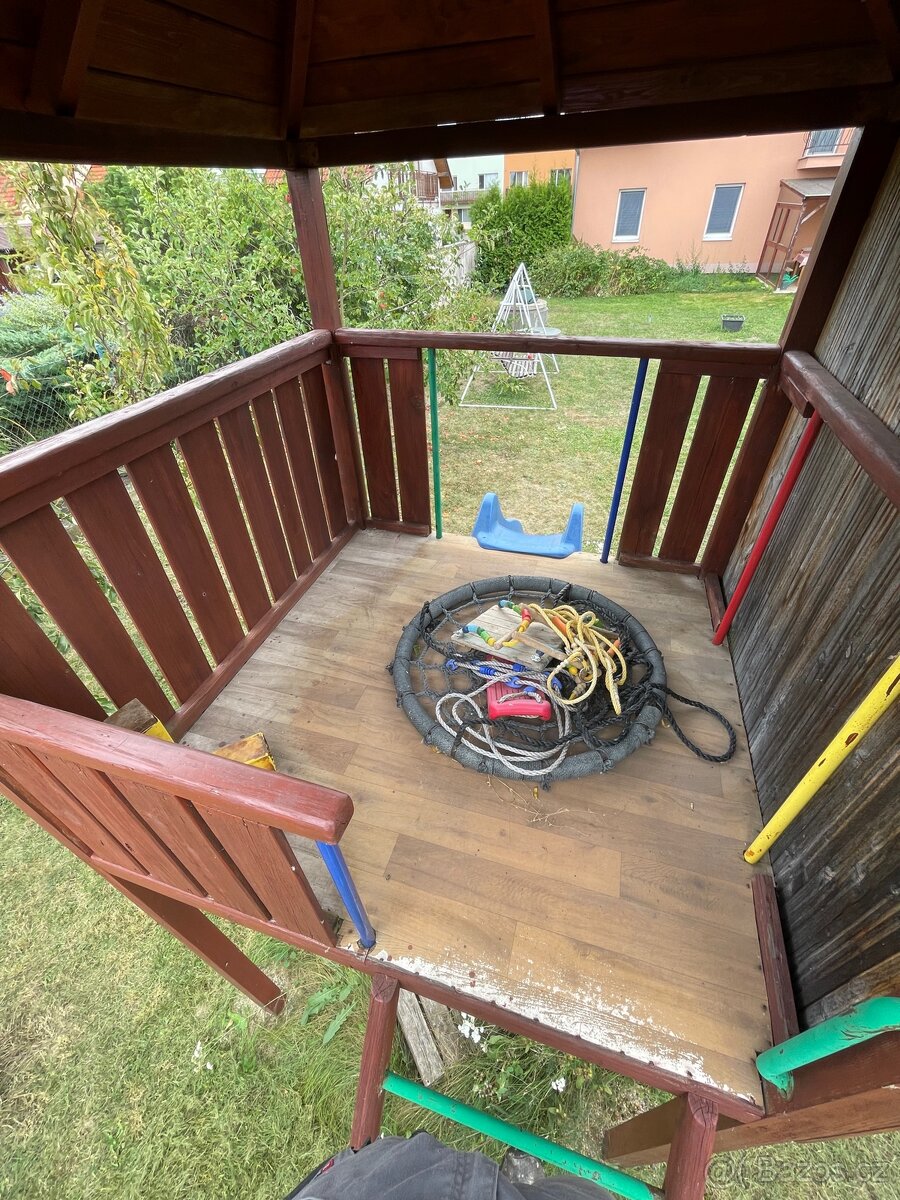 Zahradní domek pro děti - 10