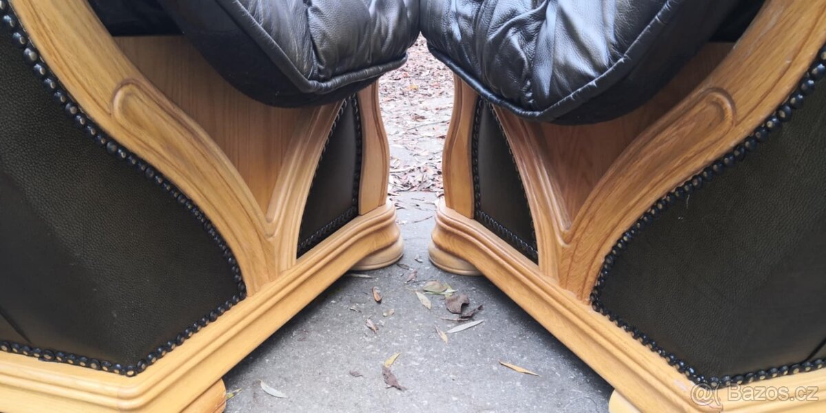 Kožená sedací souprava 3+1+1 s masivnim dubovým dřevem - 10