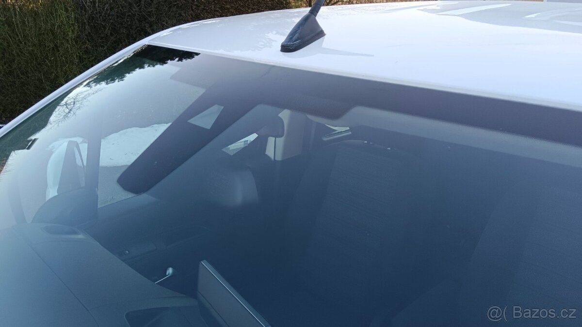 Opel Combo 1.2 I Koupeno čr 81 kw - 10